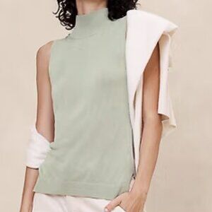 Banana Republic Factory Mock-Neck Sweater Tank in Sage Color, Size M
